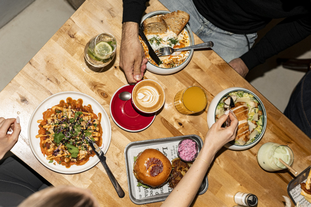 Kitchen assistant position - Lion's Locker breakfast restaurant, District VI